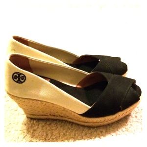 Tory Burch peep toe wedge sandals, black /cream
